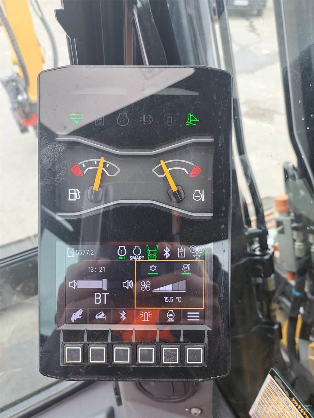 CAT 310 Mini ekskavatörler, 7 tona dek