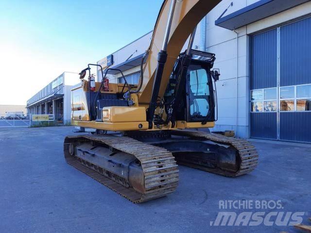 CAT 330 Paletli ekskavatörler