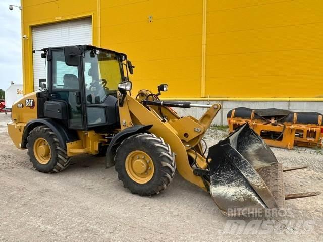 CAT 906-14 Tekerlekli yükleyiciler