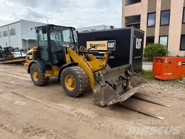 CAT 906M Tekerlekli yükleyiciler