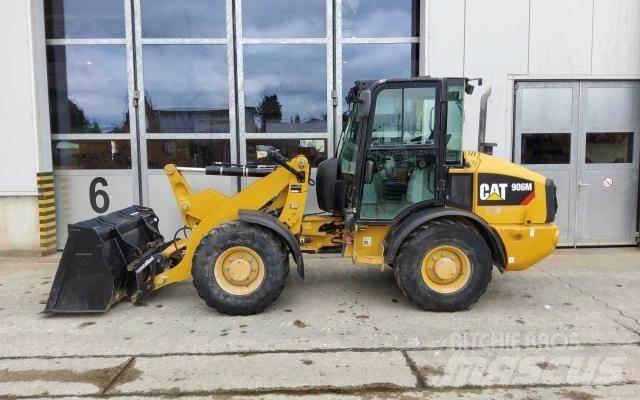 CAT 906M Tekerlekli yükleyiciler