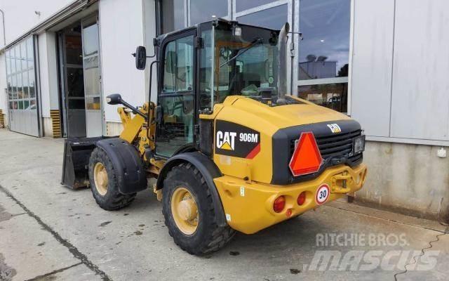 CAT 906M Tekerlekli yükleyiciler
