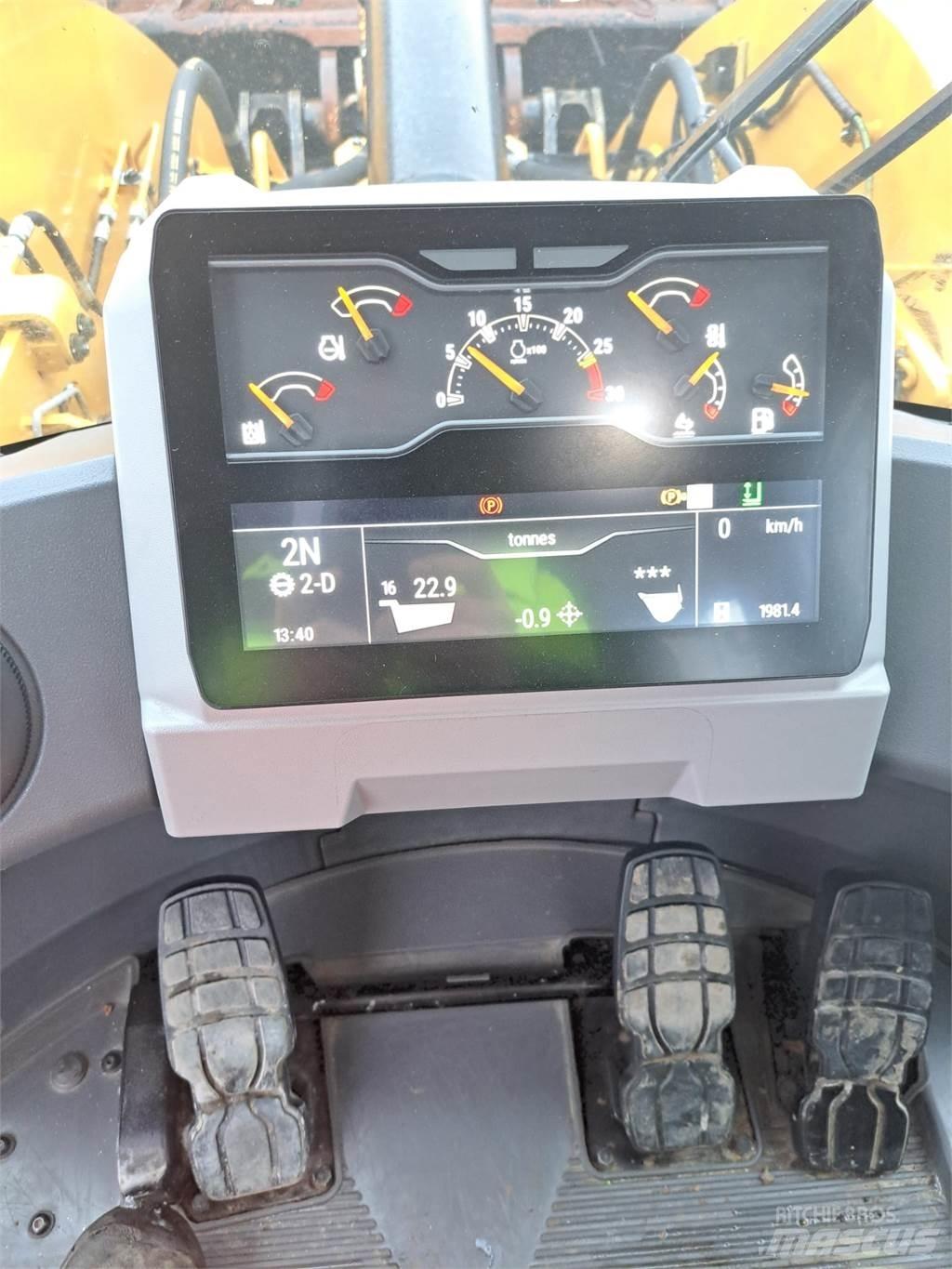 CAT 962 Tekerlekli yükleyiciler