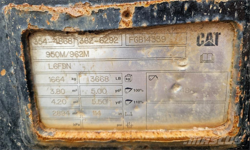CAT 962M Tekerlekli yükleyiciler
