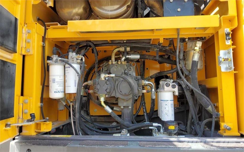Volvo EC 480 EL Paletli ekskavatörler