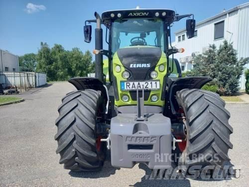 CLAAS Axion 810 Traktörler