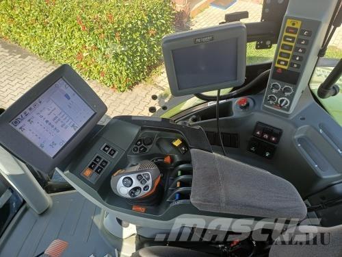 CLAAS Axion 810 Traktörler