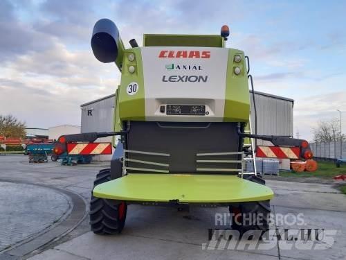 CLAAS Lexion 670 Biçerdöverler