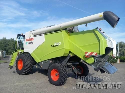 CLAAS Tucano 440 Biçerdöverler