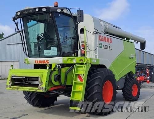 CLAAS Tucano 440 Biçerdöverler