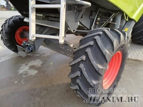 CLAAS Tucano 450 Biçerdöverler