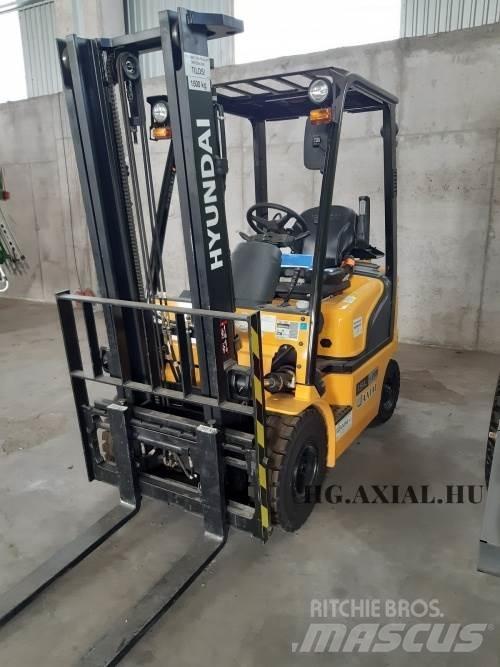 Hyundai 15L-7M Diger tarim makinalari