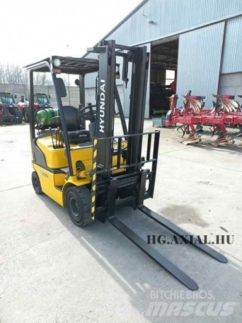 Hyundai 15L-7M Diger tarim makinalari