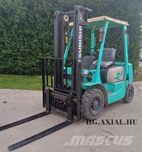  Mitshubishi FD 25 Diger