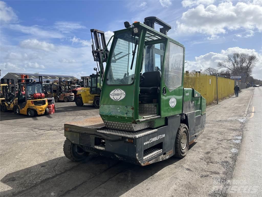 Combilift C5000SL Sideloader - dört yönlü forkliftler