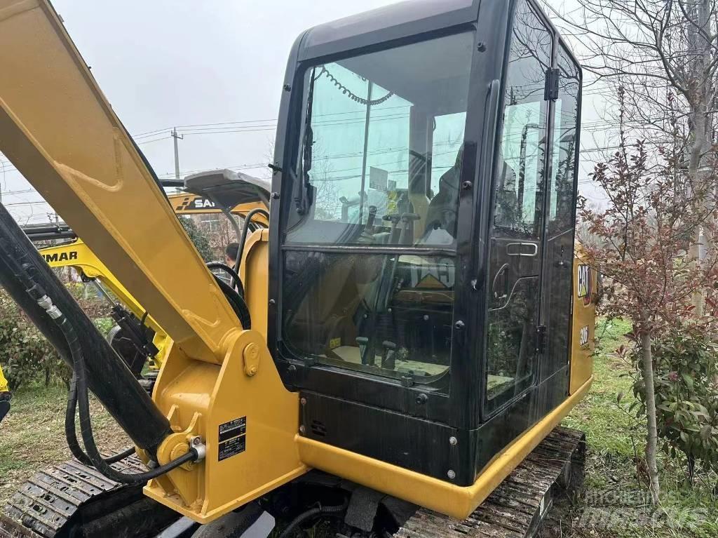 CAT 306D Paletli ekskavatörler