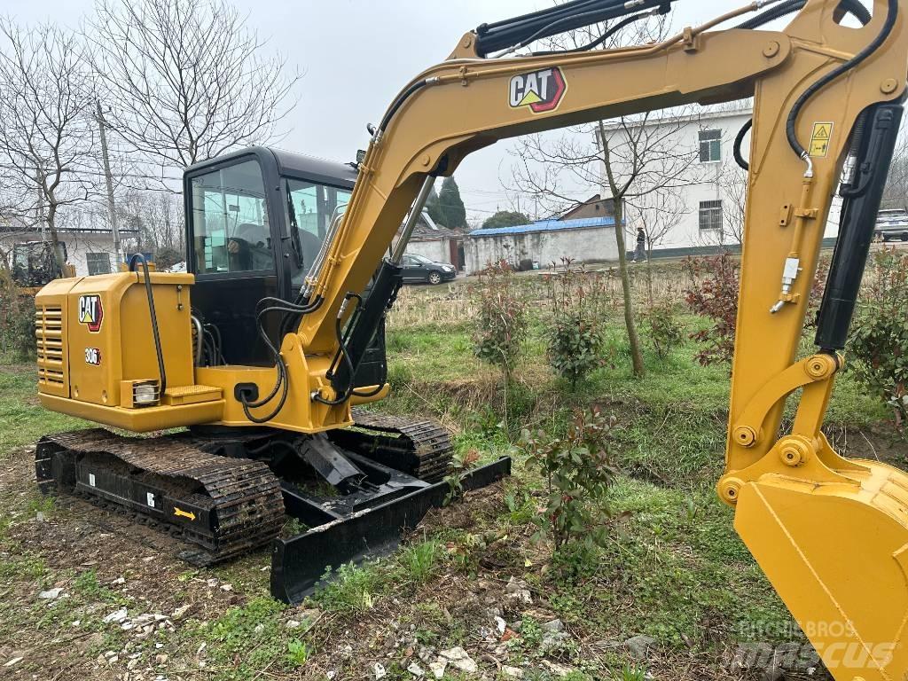 CAT 306D Paletli ekskavatörler
