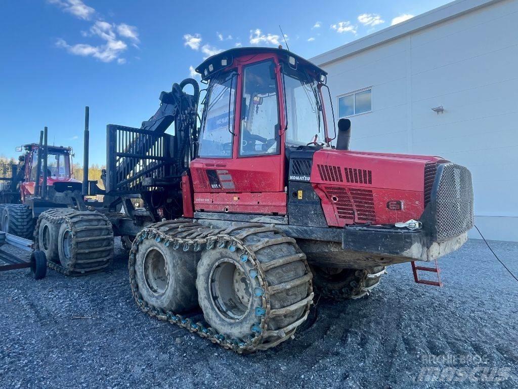 Komatsu 855.1 Tomruk yükleyici traktörler