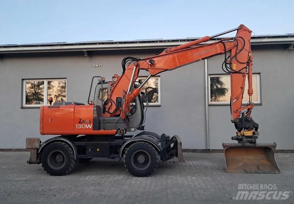 Hitachi ZX 130 W Lastik tekerli ekskavatörler