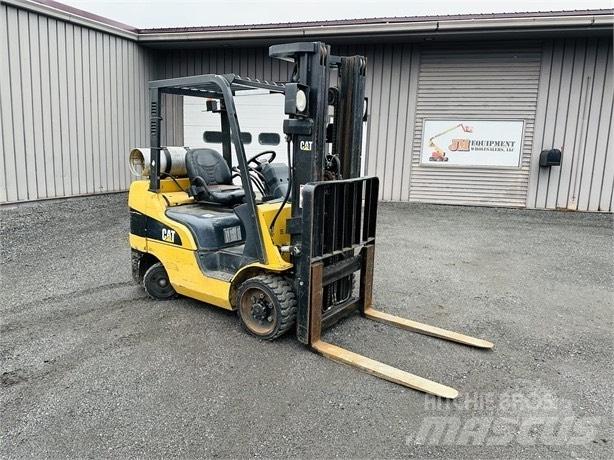 CAT C 6000 Reach stacker - konteyner forkliftleri
