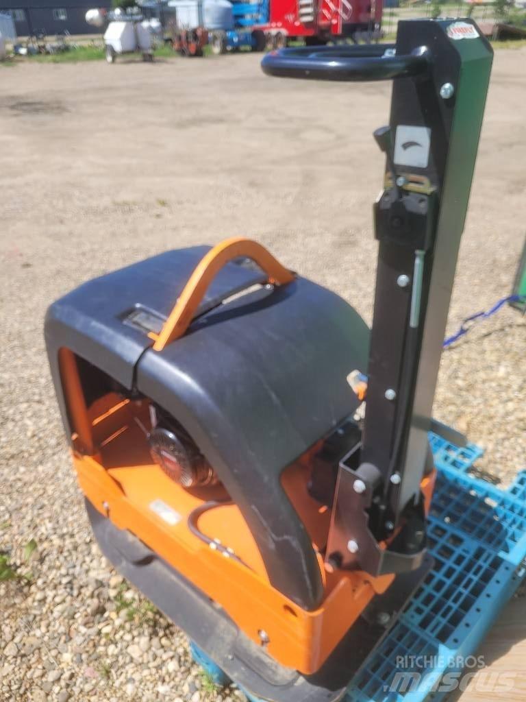 Atlas Copco RP400 Çekilir titreşimli silindirler