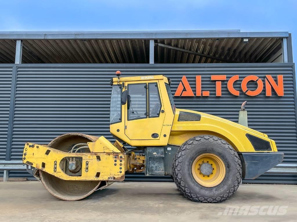 Bomag BW 213 D H-4 Tek tamburlu silindirler