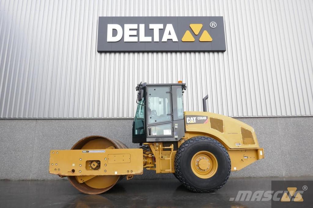 CAT CS64B Tek tamburlu silindirler