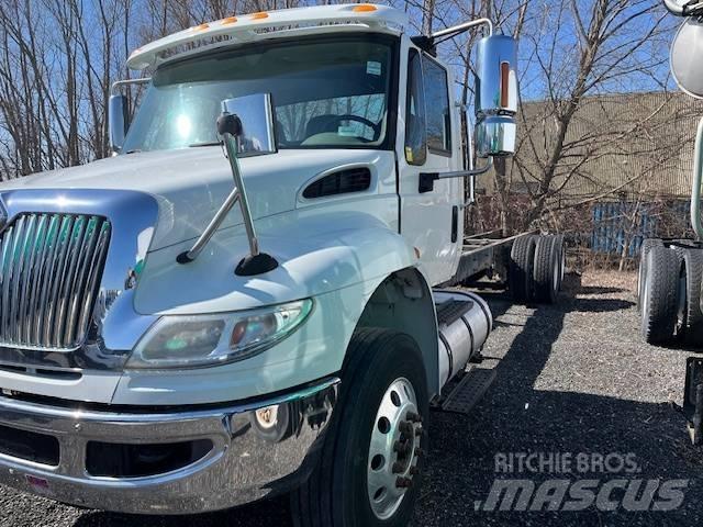 International 4400 Flatbed kamyonlar