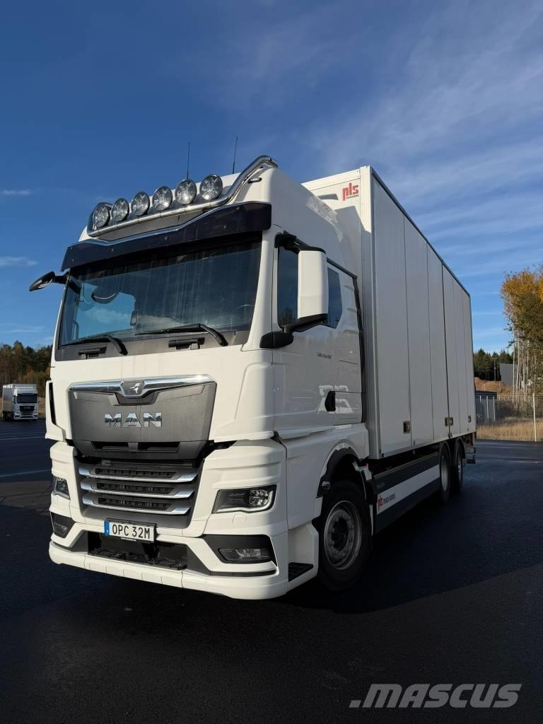 MAN 26.510 6X2-4 Kapali kasa kamyonlar