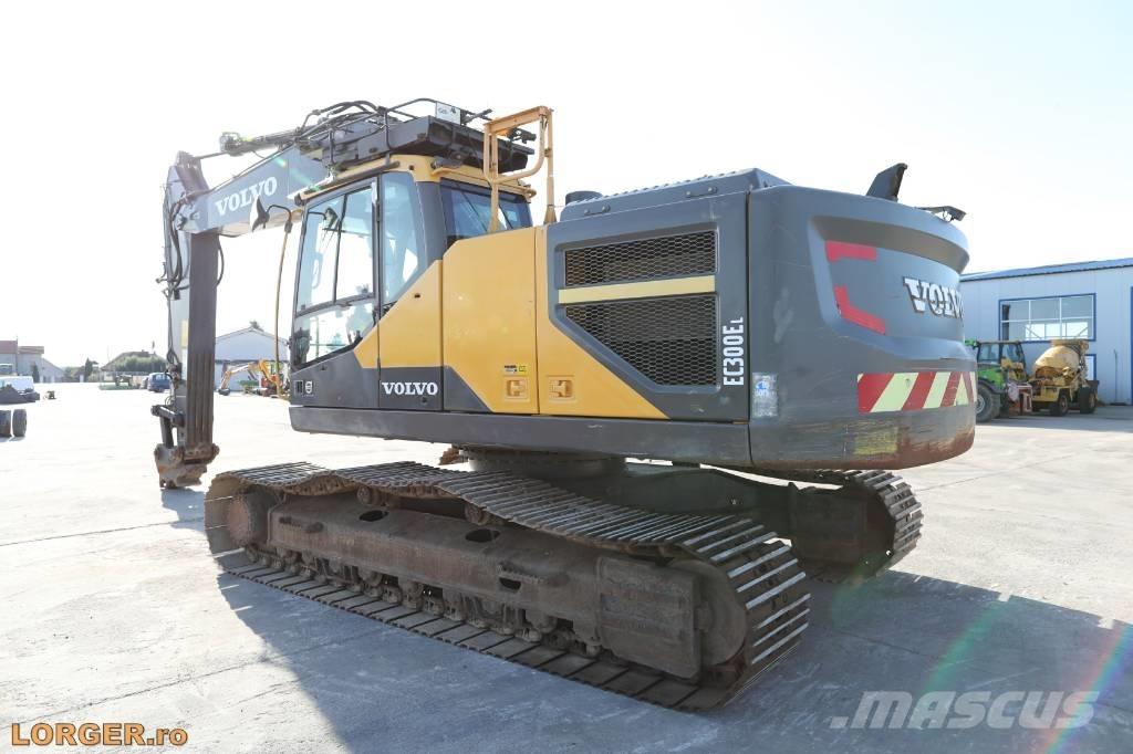 Volvo EC 300 EL Paletli ekskavatörler
