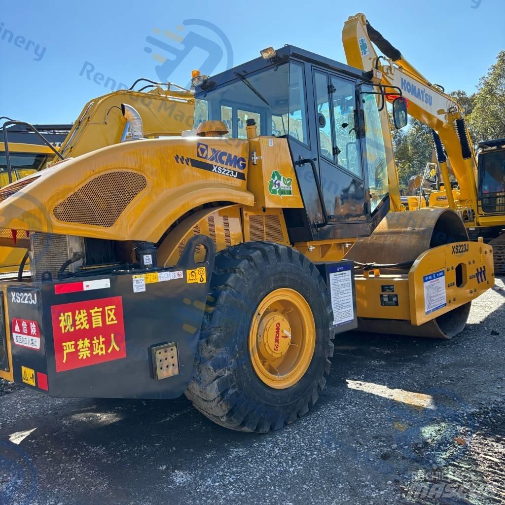 XCMG XS223J Tek tamburlu silindirler