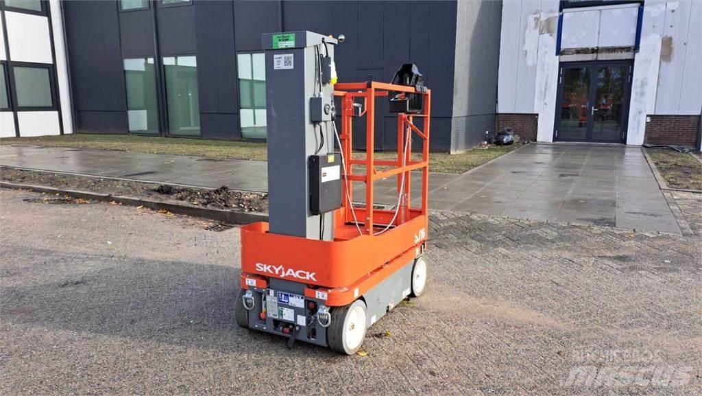 SkyJack SJ16 Diger lift ve platformlar