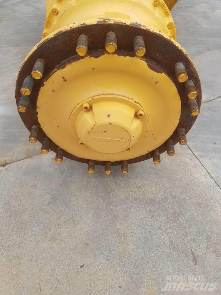 Volvo L110E Akslar