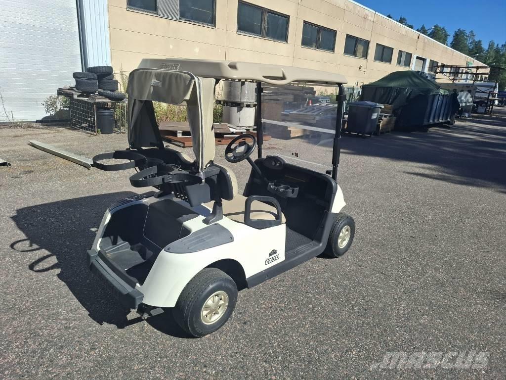 Ezgo RXV Golf arabalari