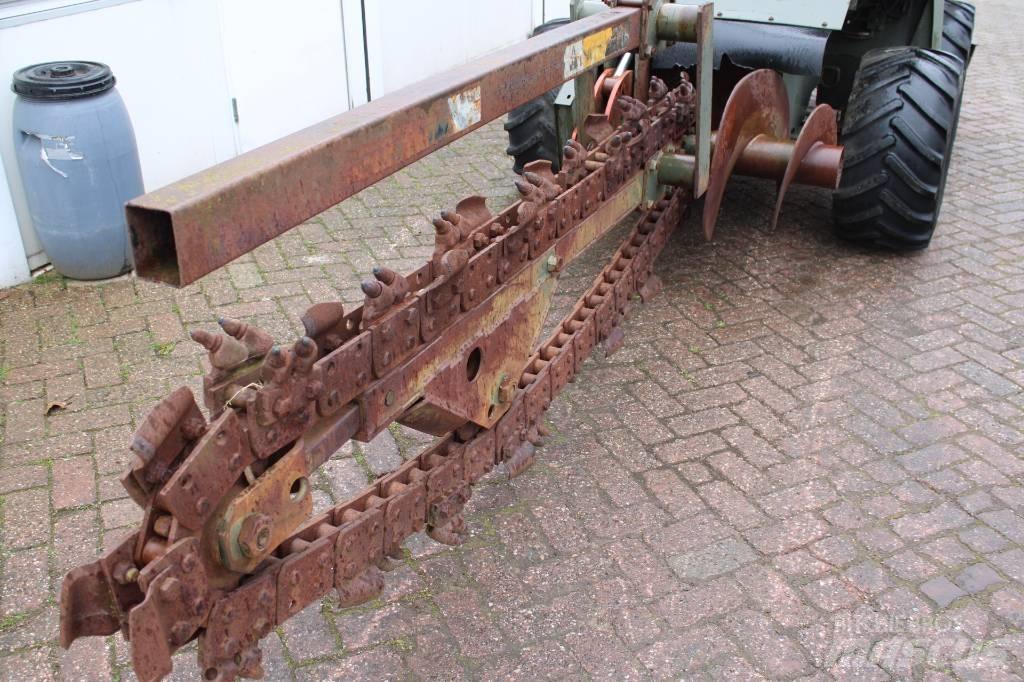 Ditch Witch 3210 Kanal kazma makinasi