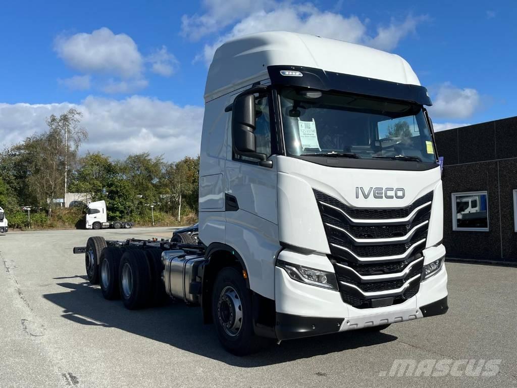 Iveco AS350X50YFS Çekiciler