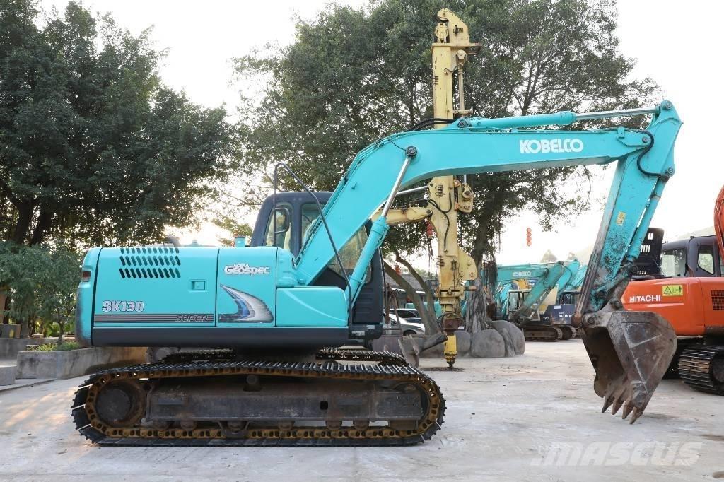 Kobelco SK 130 LC Paletli ekskavatörler