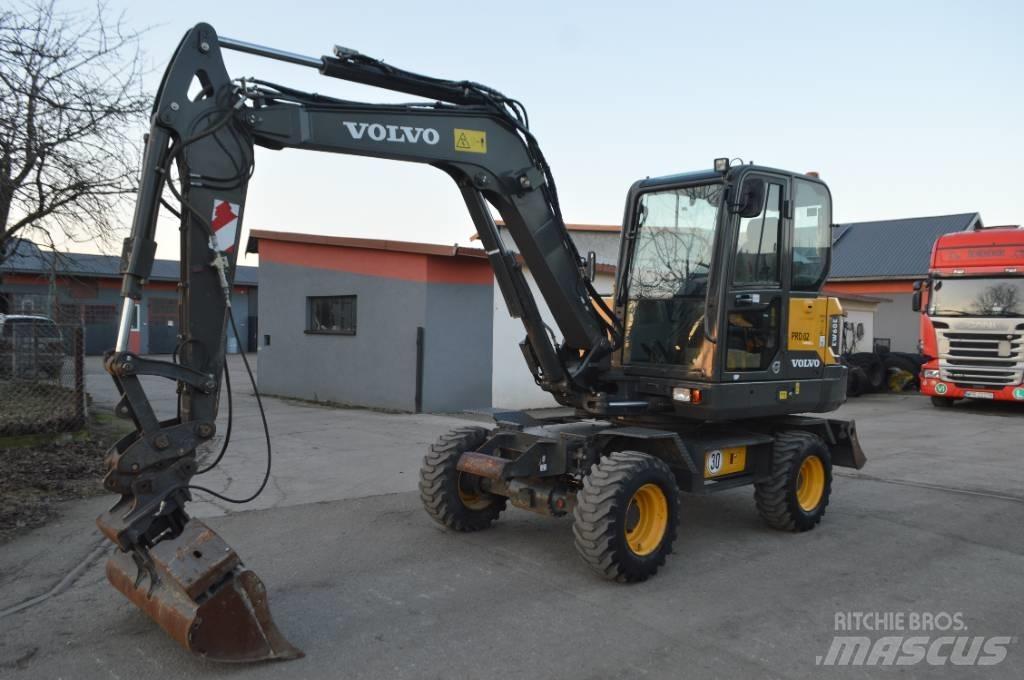Volvo EW 60 E Lastik tekerli ekskavatörler
