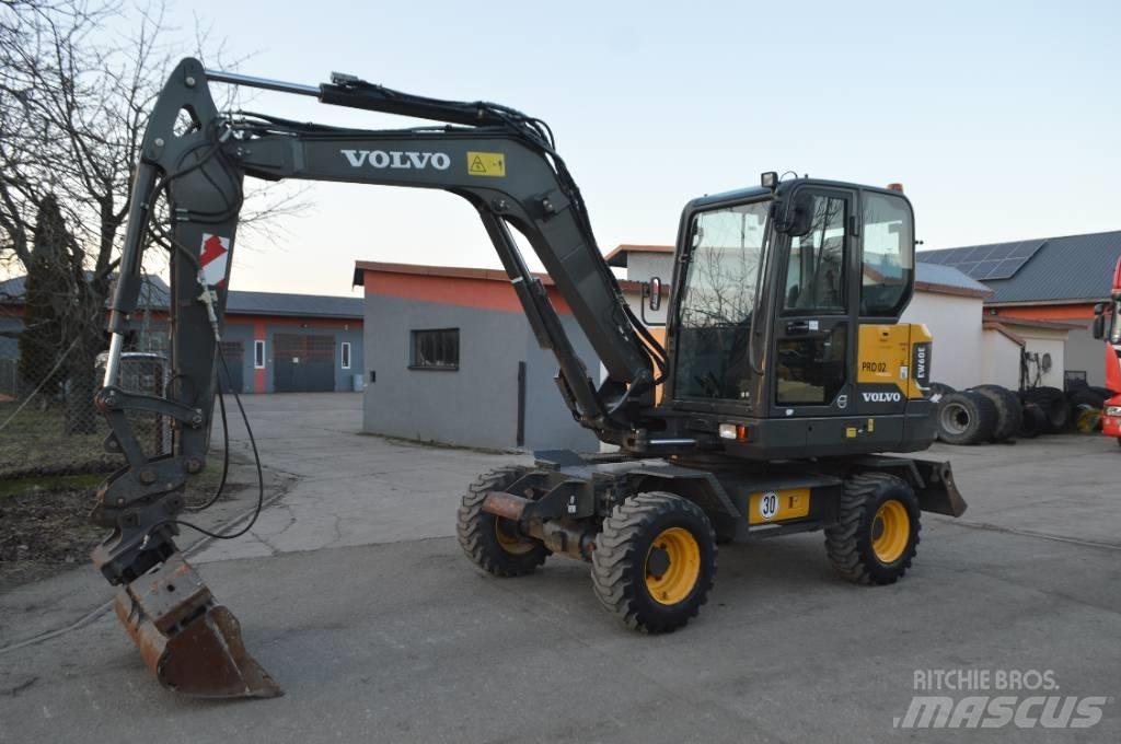Volvo EW 60 E Lastik tekerli ekskavatörler