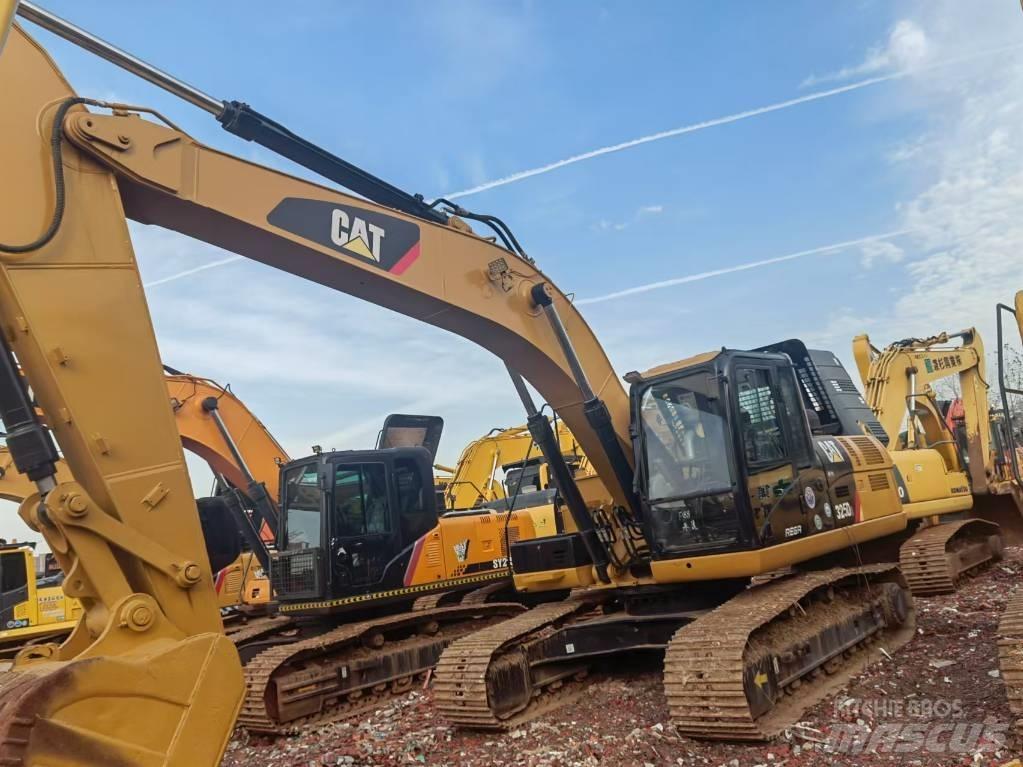 CAT 325 D2 Paletli ekskavatörler