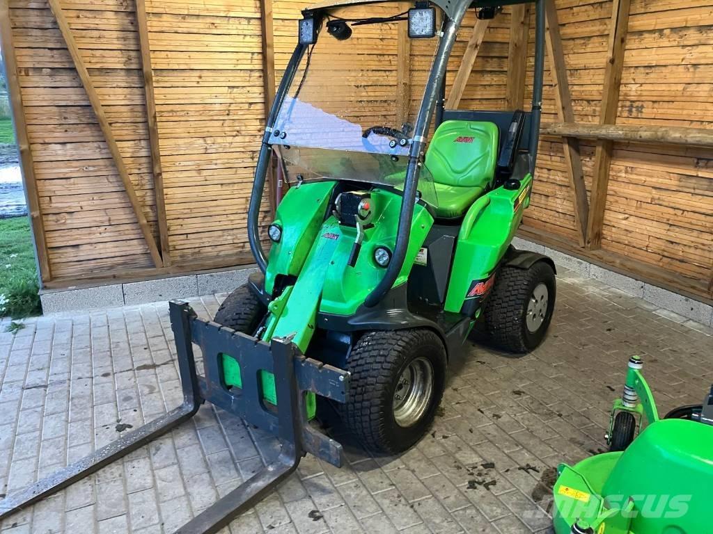 Avant 225 Skid steer loderler