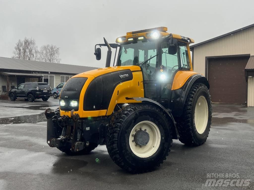 Valtra M 150-4 Traktörler