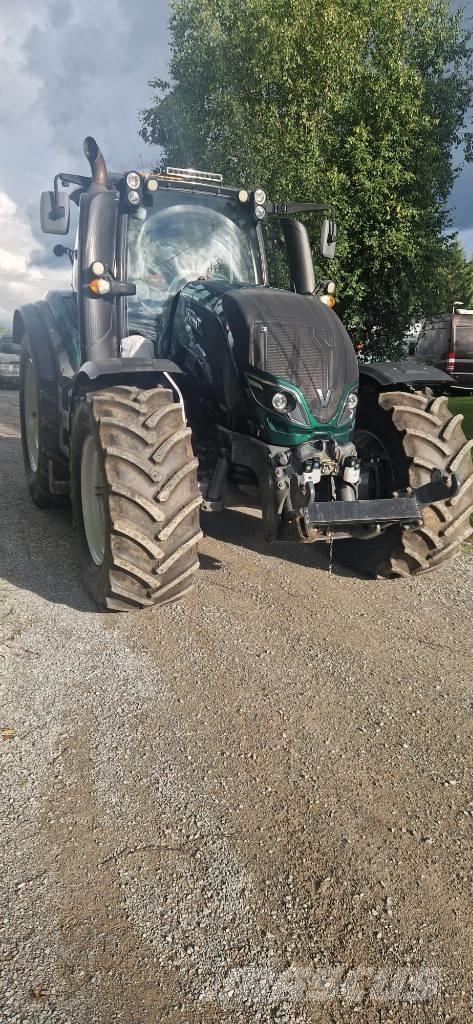 Valtra T194 versu Traktörler