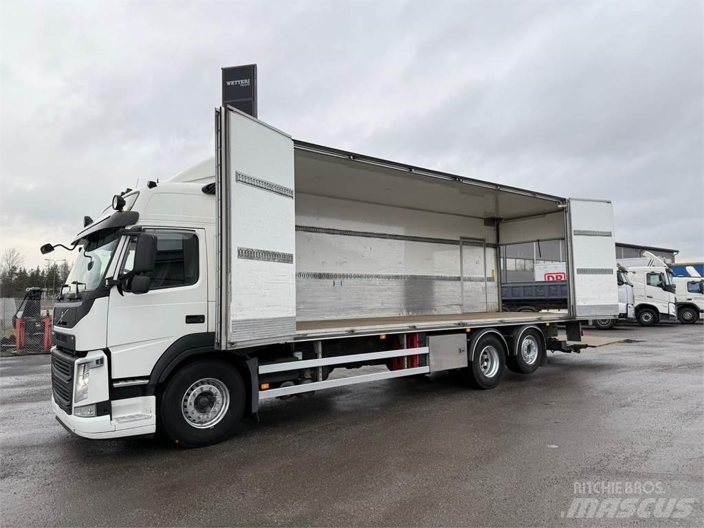 Volvo FM380 6x2 Kapali kasa kamyonlar