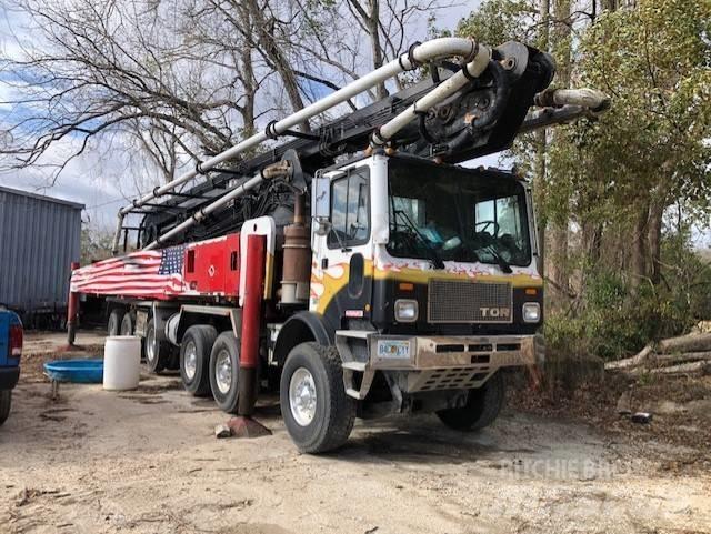 TOR T-63120 Beton pompaları