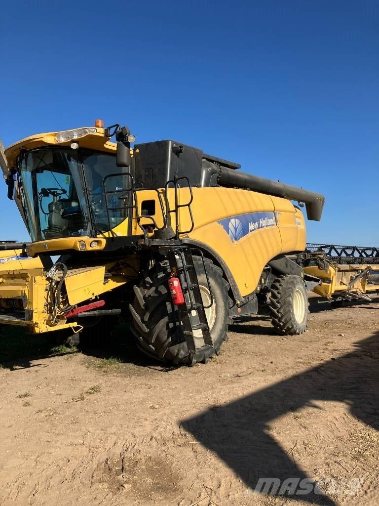 New Holland CX 8080 Biçerdöverler