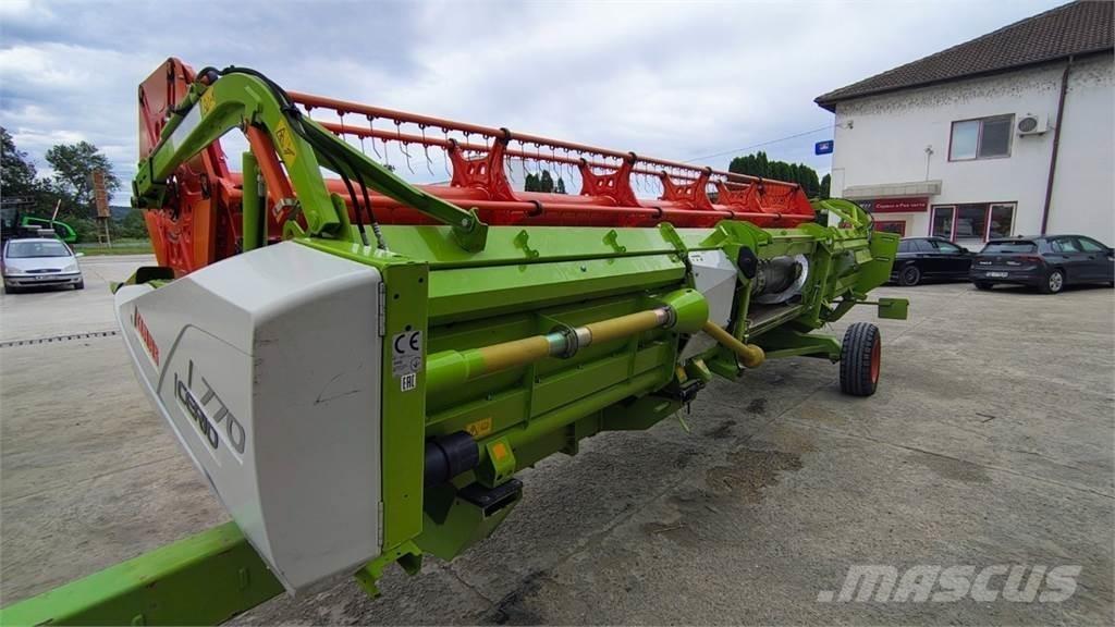 CLAAS CERIO 770 Agaç kesme robotlari