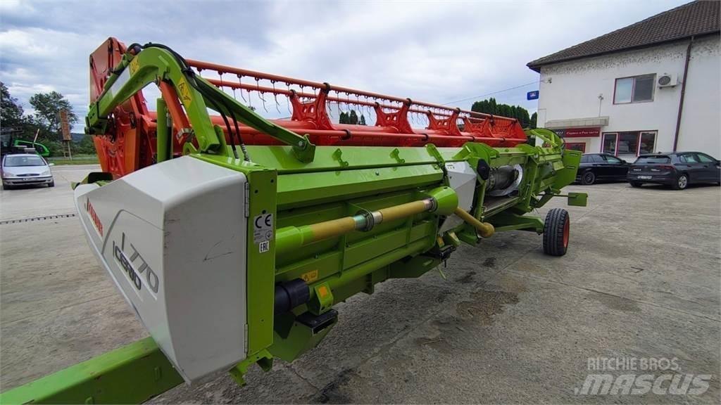 CLAAS CERIO 770 Agaç kesme robotlari