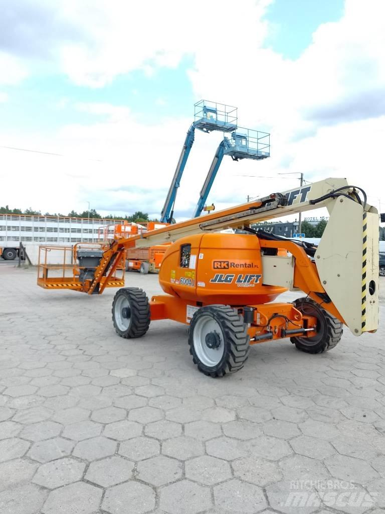 JLG 600 AJ Körüklü personel platformları