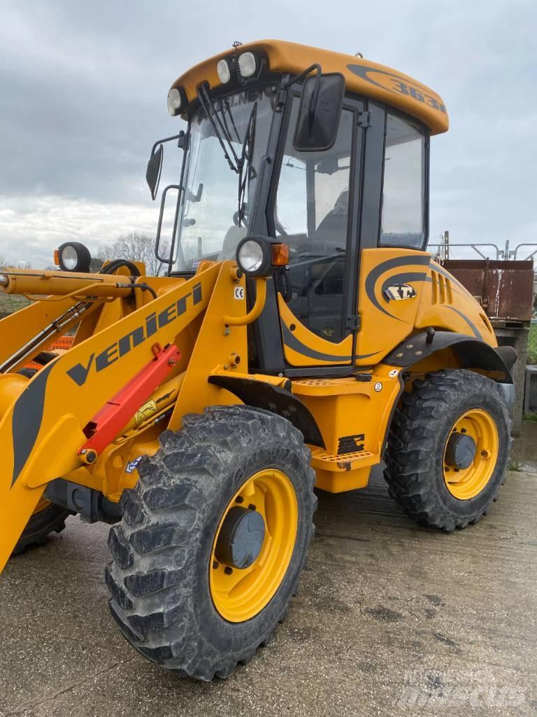 Venieri VF363F/3 Tekerlekli yükleyiciler